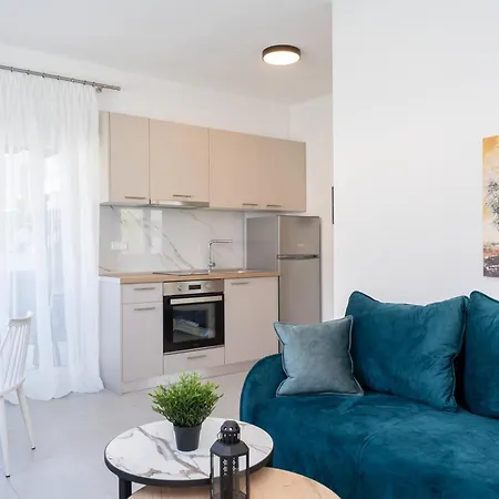 아파트 Anastasia Residential Complex Ofrínion
